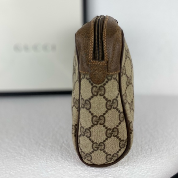 Gucci GG Supreme Canvas Toiletry Case - Picture 4 of 14
